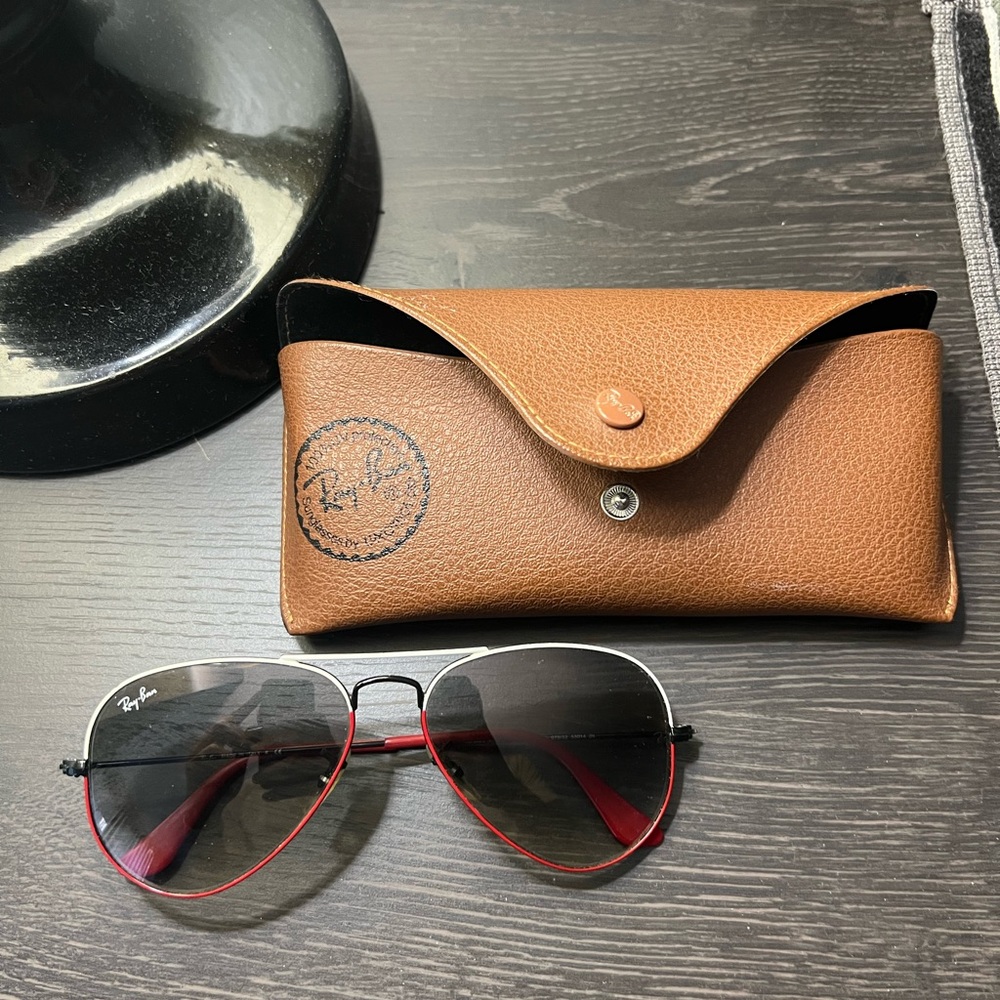 Ray-Ban Red and Black Aviator Sunglasses with Brown Case